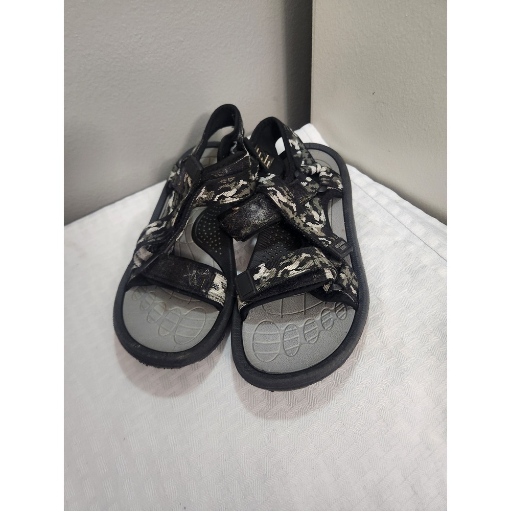 Outdoor Kids Camo Strappy Sport Sandals Black Grey Size 4 SC-0701-SK